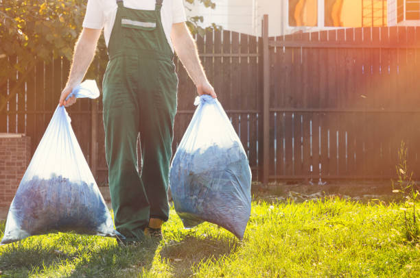 Best Yard Cleanup Services  in Fort Thompson, SD