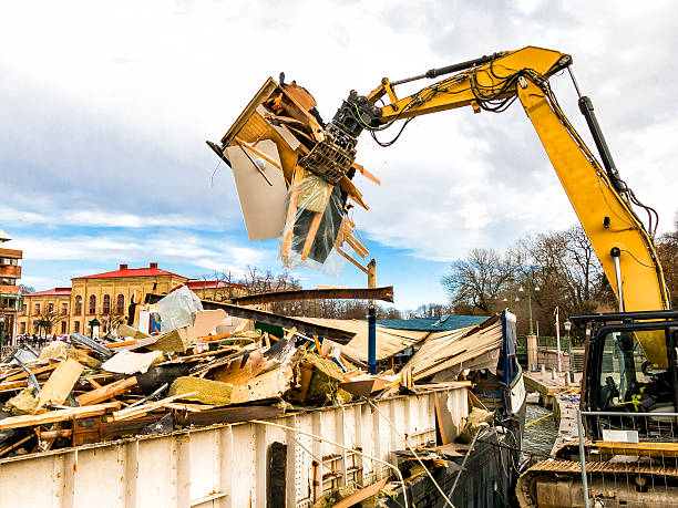 Best Yard Waste Removal  in Fort Thompson, SD